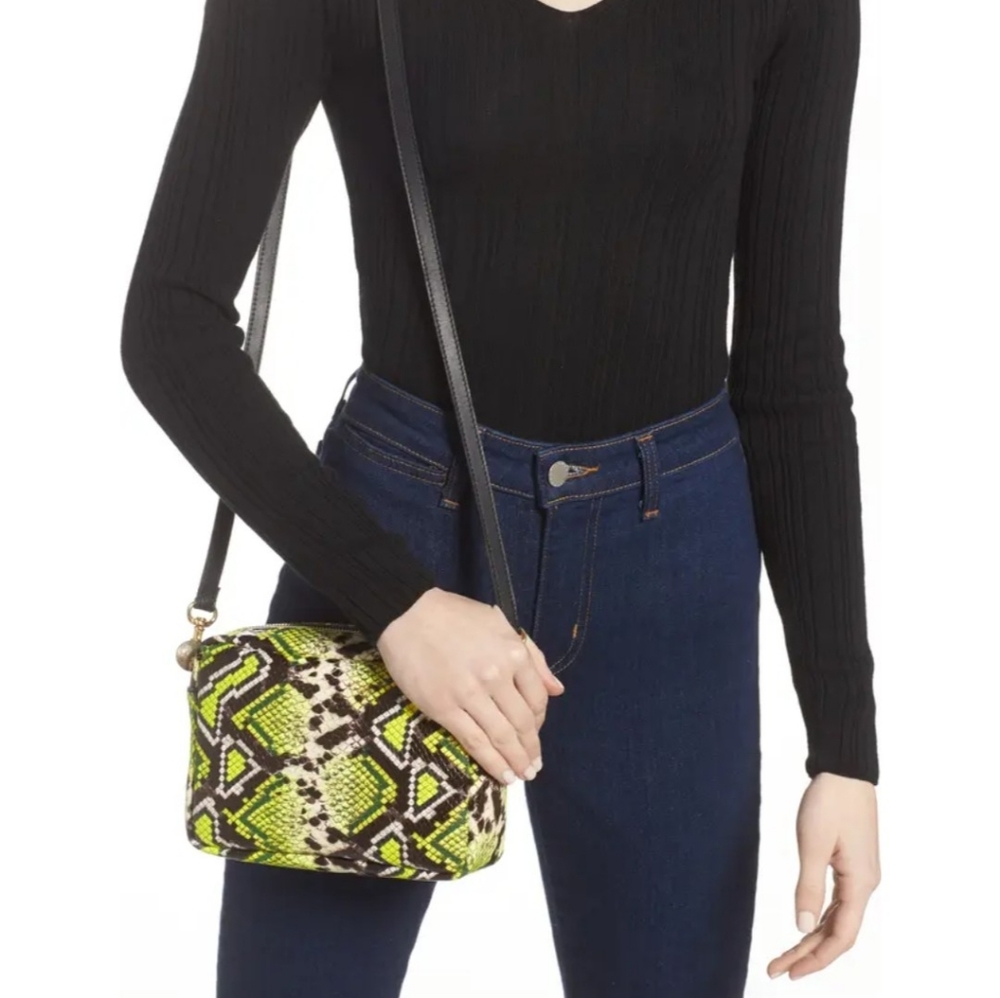 Midi Sac Leather Crossbody Bag CLARE V.